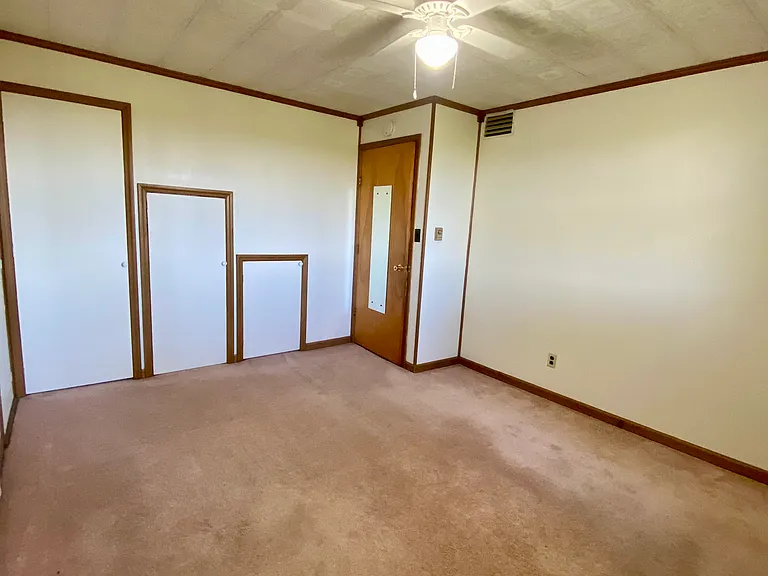 2230 Leonard Rd — Photo 13