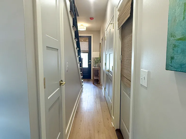 512 Mobile St — Photo 53