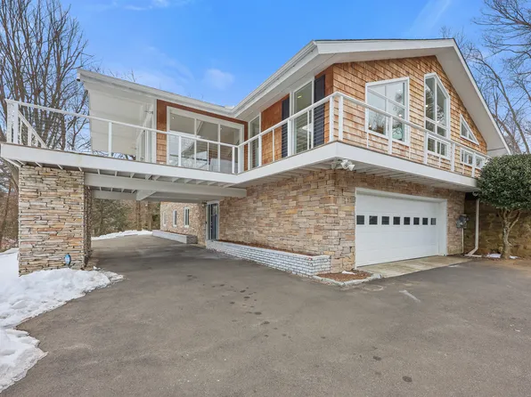 13 Weatherbell Drive Extension, Norwalk, CT 06851