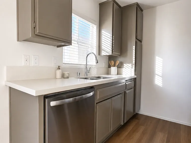 3750 Kelton Ave #101 — Photo 9
