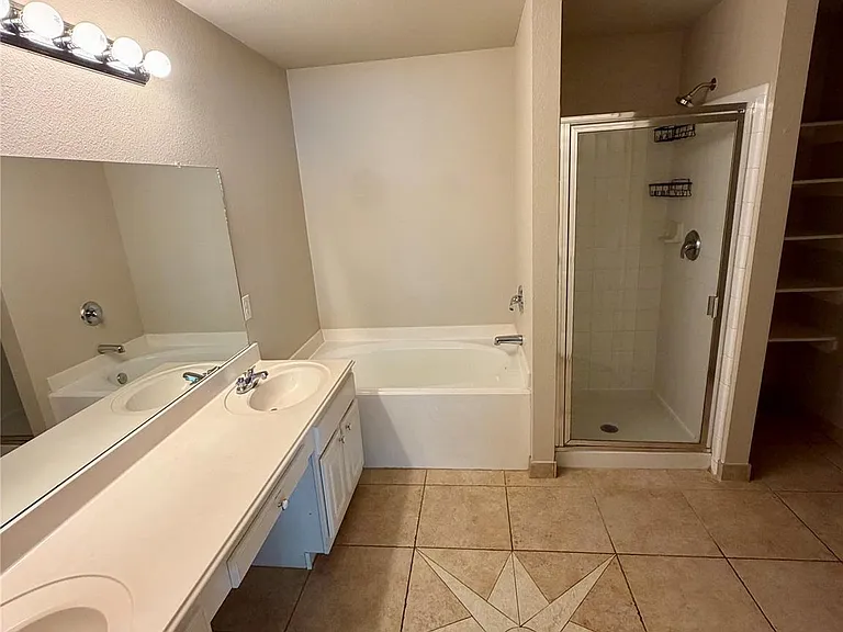 3715 Lindenfield Dr — Photo 29