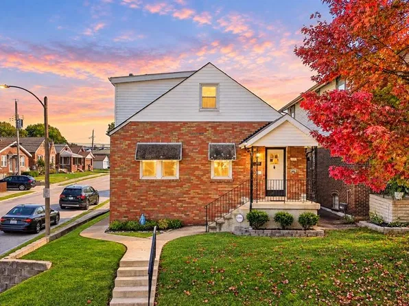 6800 Parkwood Pl, Saint Louis, MO 63116