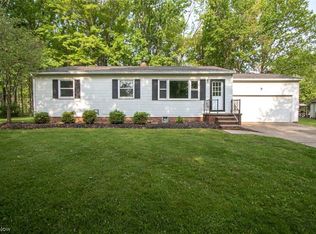 7404 Geauga St, Solon, OH 44139