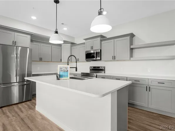 104 Sierra Bay Dr #2F, Camdenton, MO 65020