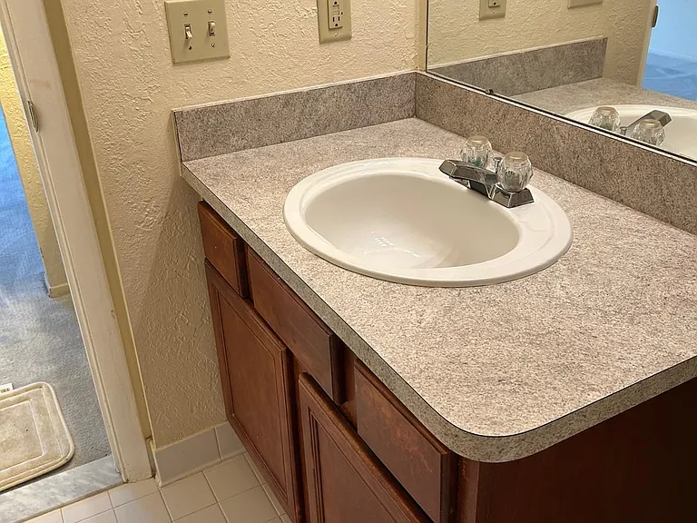 24969 Auburn Ln — Photo 16