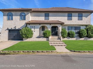 29 Island Dr, Brick, NJ 08724
