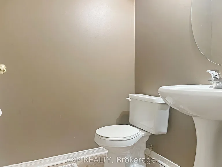 26 Millcliff Cir #UPPER — Photo 25