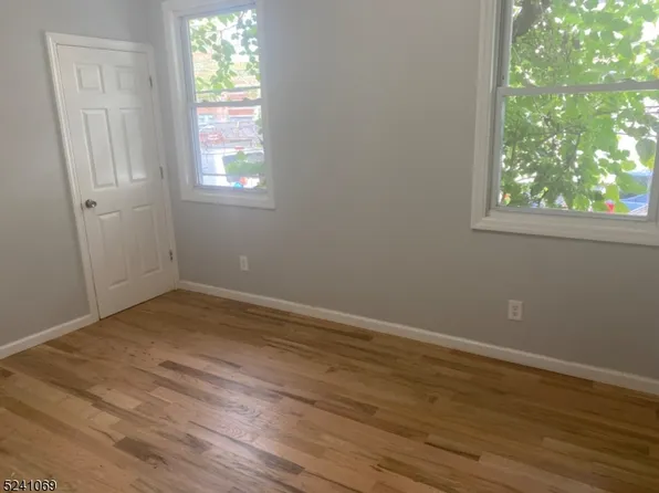 850 Grove St #3, Irvington Twp., NJ 07111