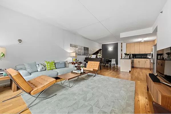 1st image of 736 W 187th St APT 501