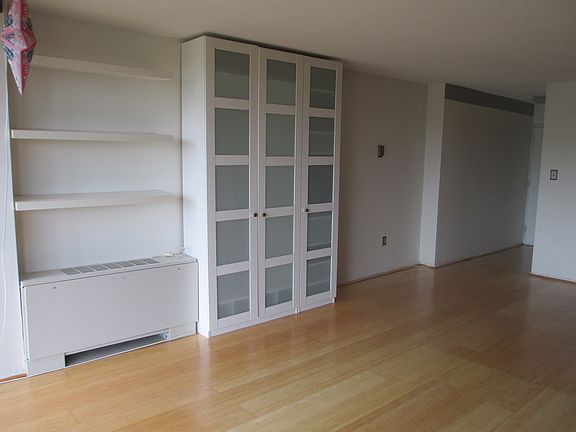 2nd image of 4600 S 4 Mile Run Dr APT 819