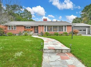 10 Rollingwood Dr, Worcester, MA 01609