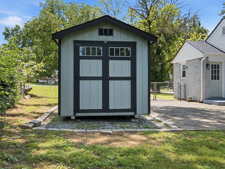 240 Ridgeway Dr — Photo 23