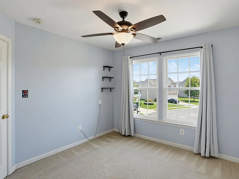 40 Milo Ct — Photo 47