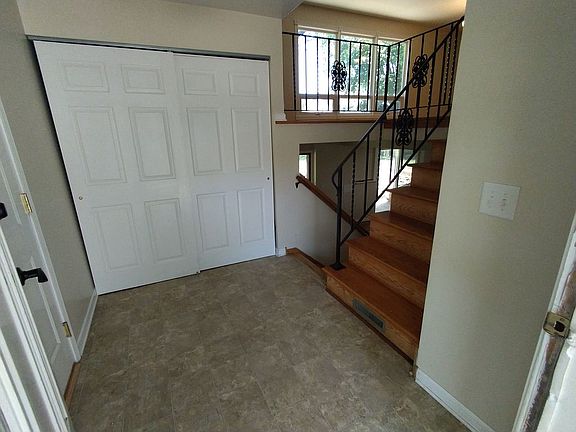 Large foyer and closet
