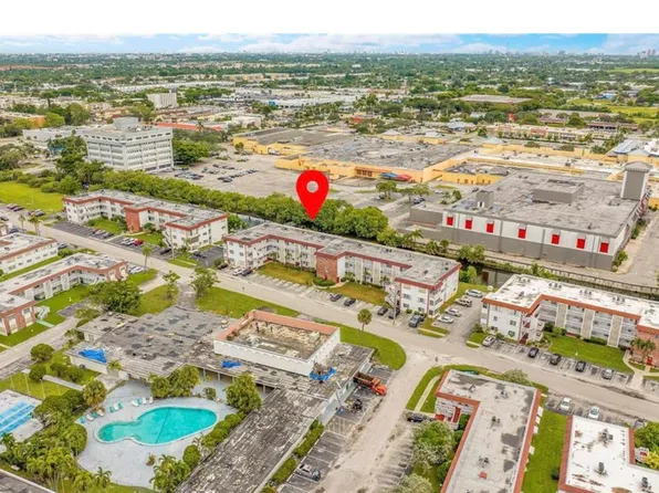 1320 NW 43 Terrace Unit 106, Lauderhill, FL 33313