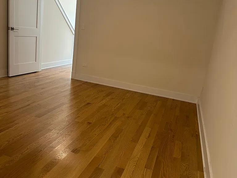 4405 N Artesian Ave #205 — Photo 23