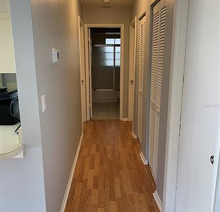 5th image of 3376 Kavalier Dr