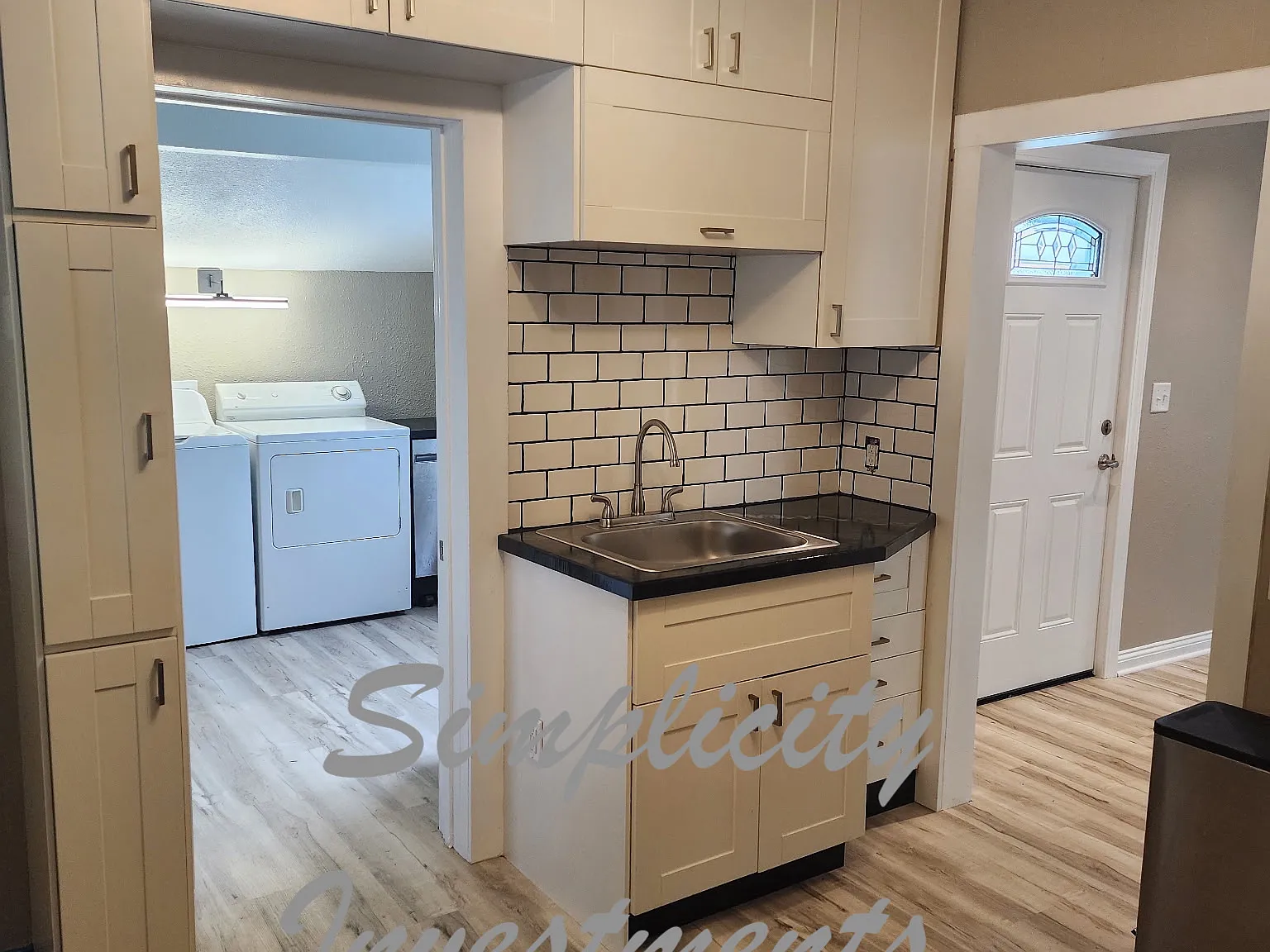 1 bed, 691 sqft, $1,200 — Photo 3