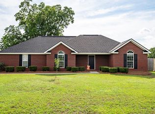 227 Ambleside Dr, Leesburg, GA 31763