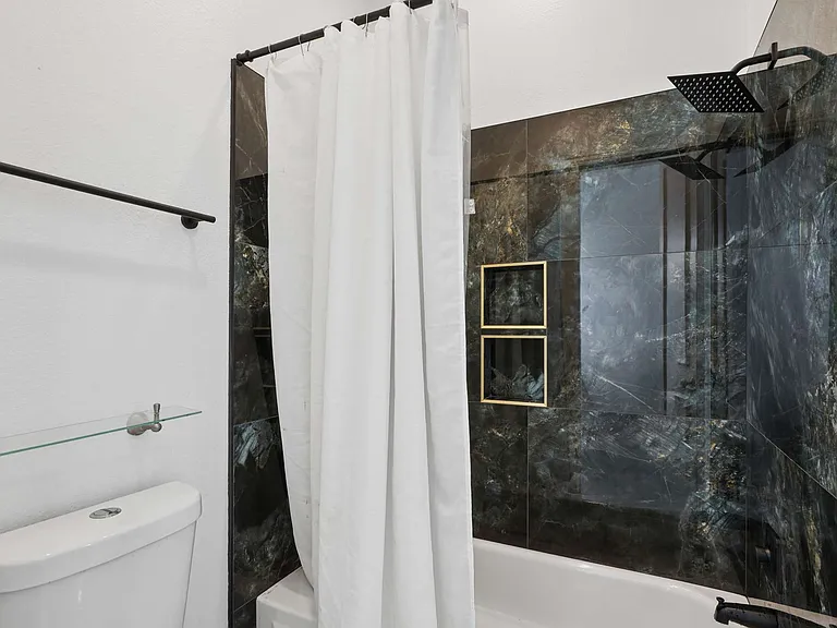 1125 Longford Cir — Photo 37