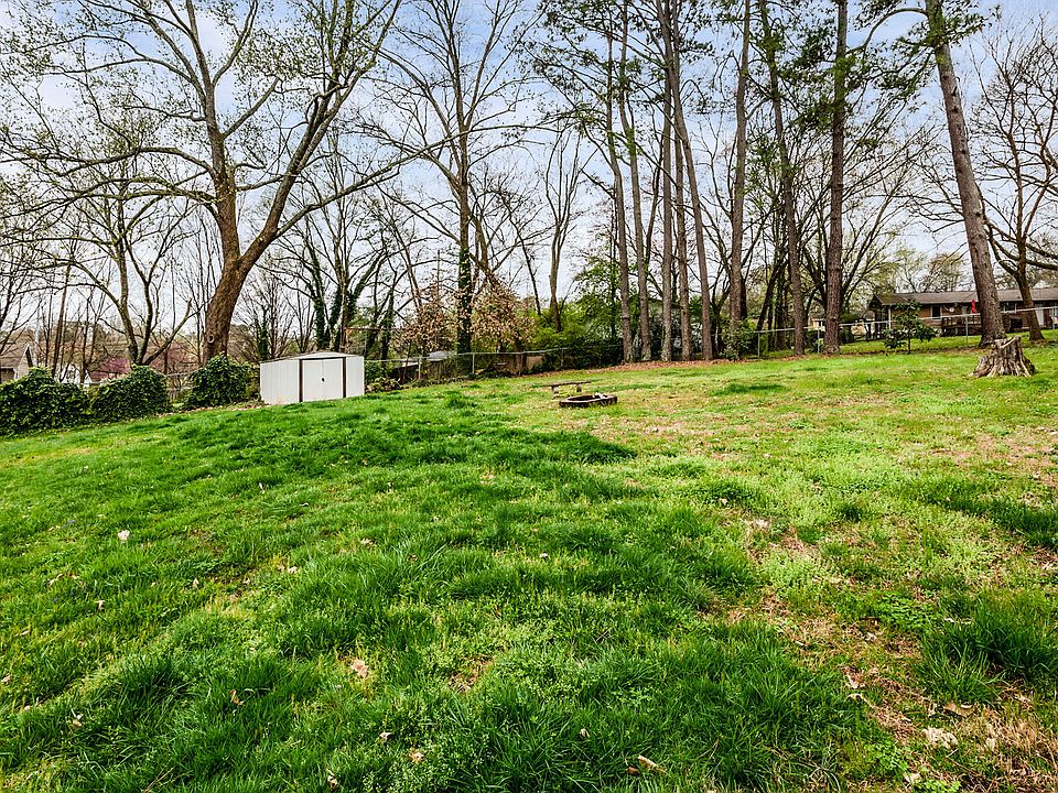 1st image of 1005 SW Bardill Ln