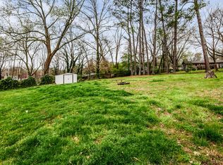1005 SW Bardill Ln, Knoxville, TN 37919