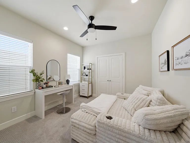 5929 Haring Ln — Photo 14