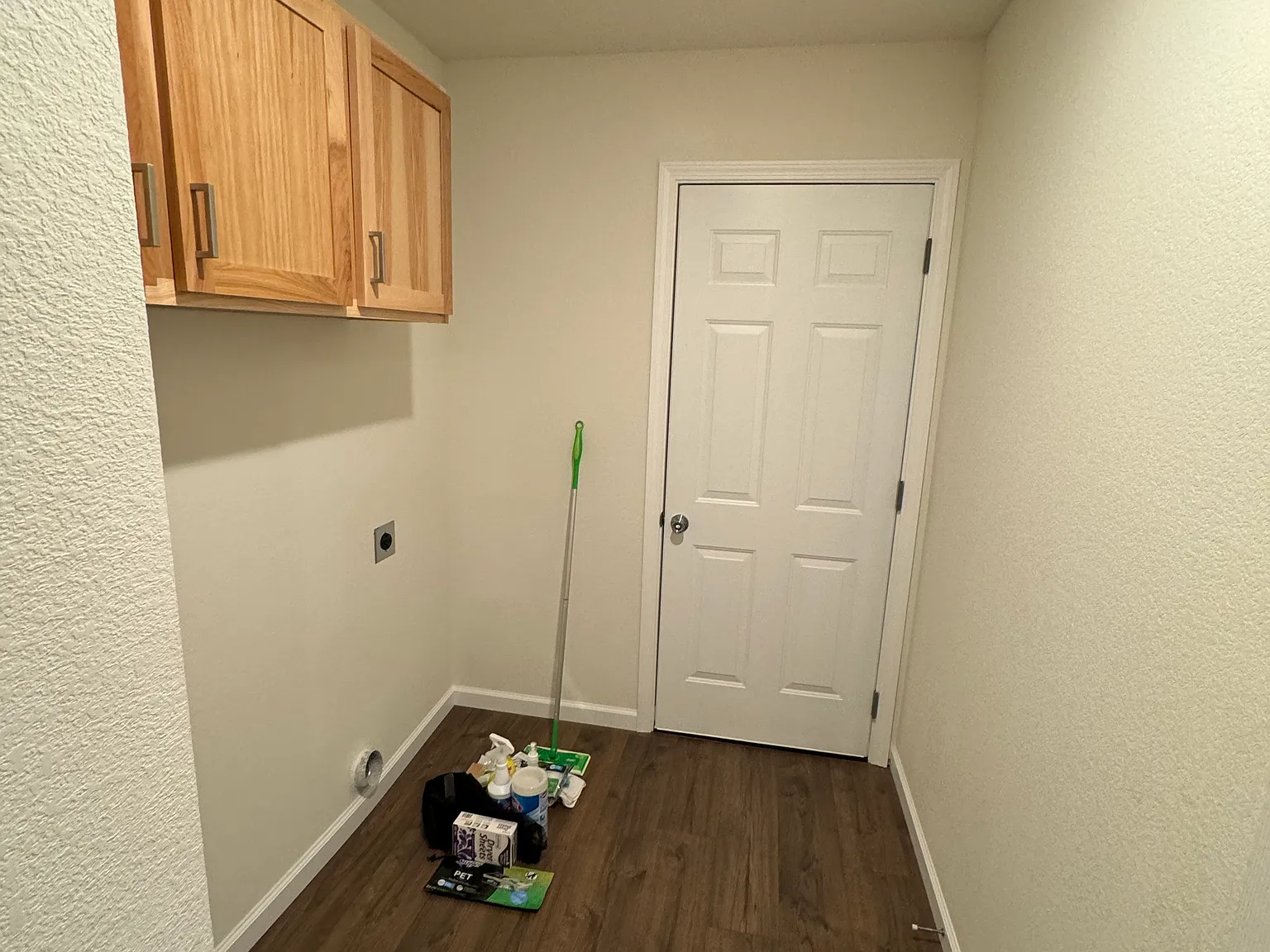 3 bed, 1200 sqft, $1,800 — Photo 4