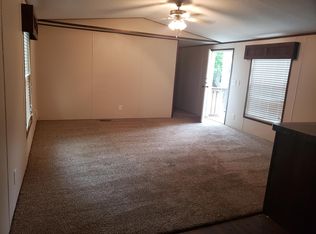 119 Sara Ln, Huntsville, TX 77340