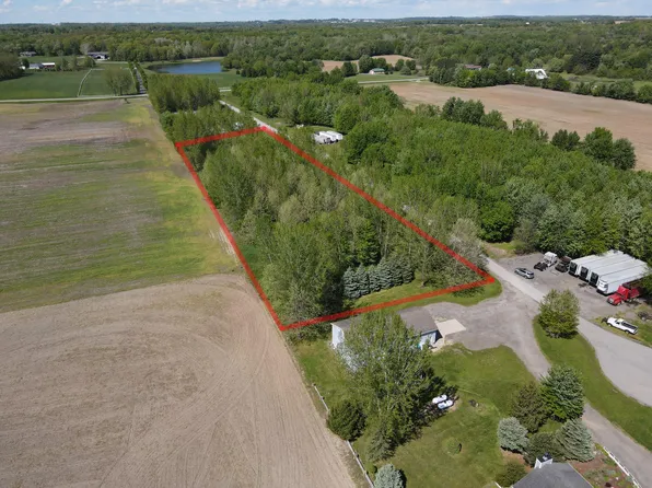 Kimberly Dr, Dorr, MI 49323