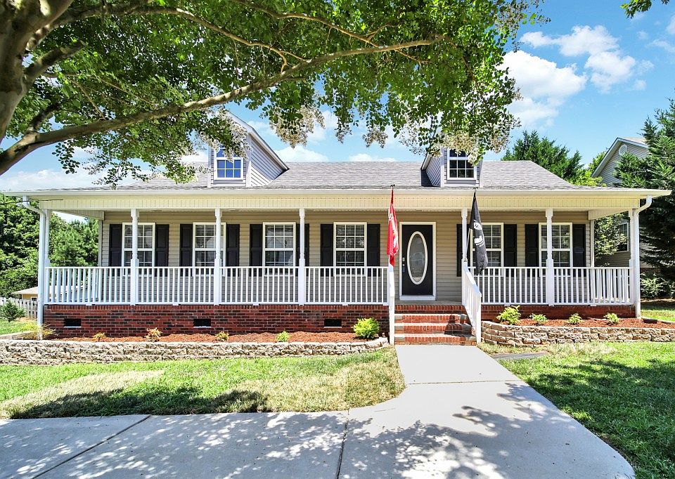 1st image of 736 Painted Lady Ct