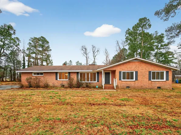 3901 Holland Rd, Suffolk, VA 23434