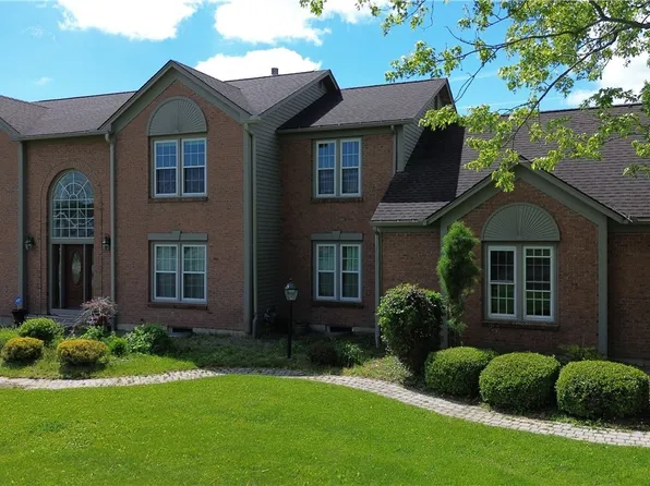 1108 Madden Ln, Cortland, NY 13045