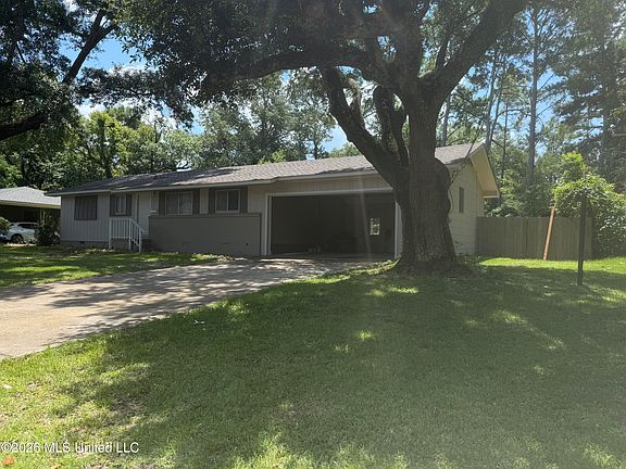 2nd image of 1431 Sheffield Dr