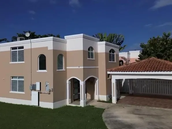 Grand Palm Ii Casa F 15 Calle Ceiba, Vega Alta, PR 00692