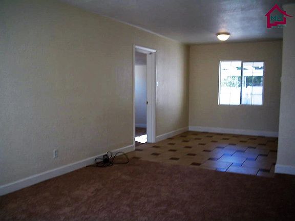 3rd image of 1740 Alamo St