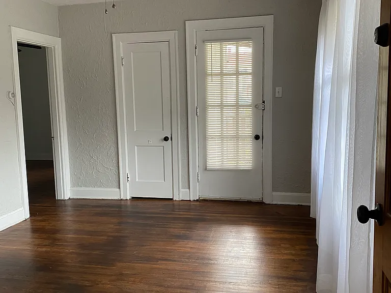 5500 Bosworth Pl #4 — Photo 3