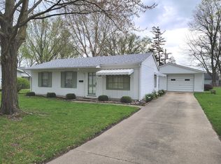 114 S Glover Ave, Urbana, IL 61802