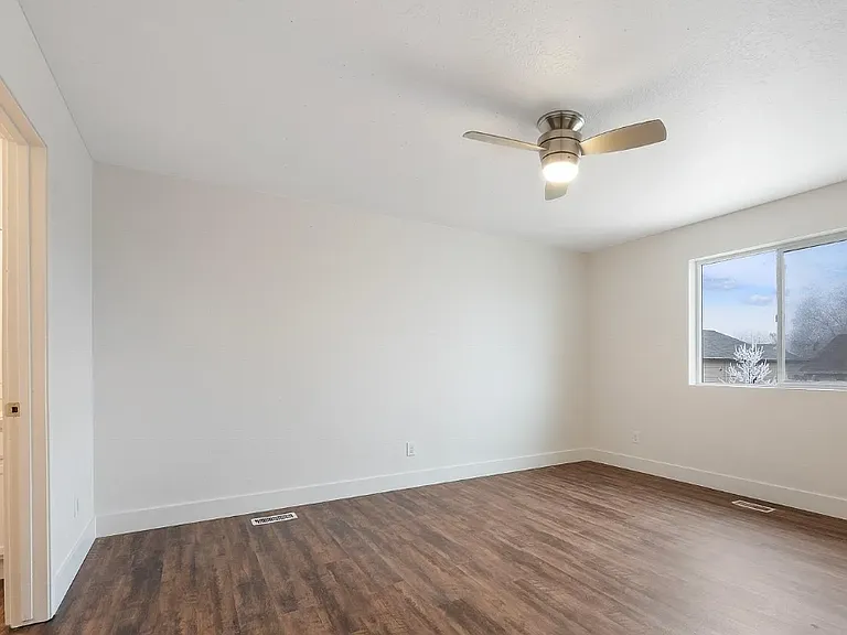 16569 Spartan Ave — Photo 10