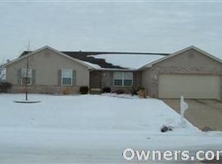 754 Cedar Mill Dr, Shiloh, IL 62221