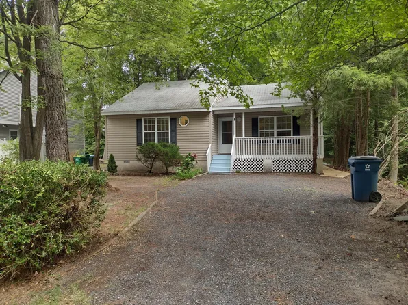 8 Nottingham Ln, Ocean Pines, MD 21811