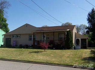 404 53rd St, Vienna, WV 26105