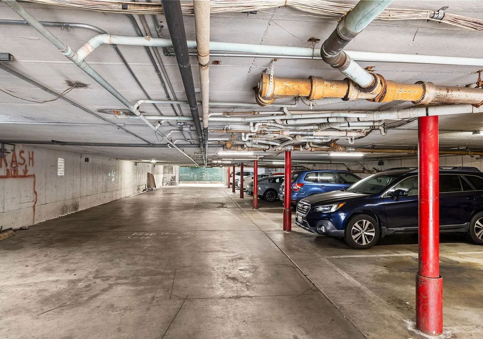 2540 Benvenue LLC — Photo 3