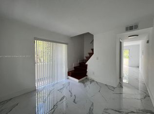 3011 SW 1st Ave APT 5, Miami, FL 33129