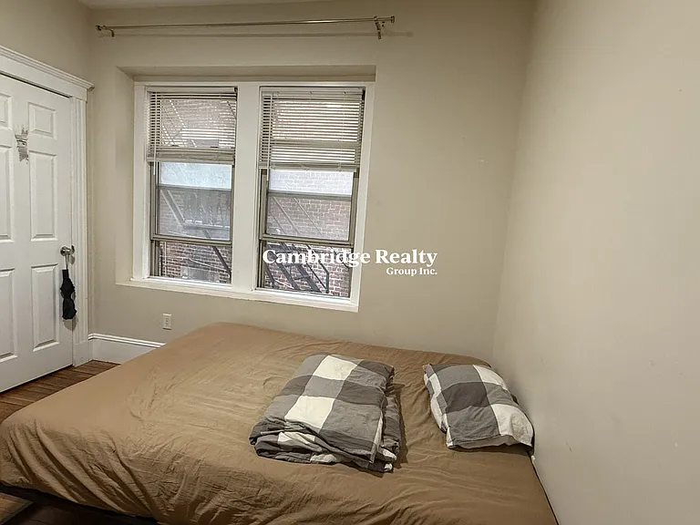 55 Park Dr #2T — Photo 4