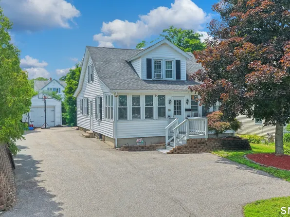 16 Dewey Avenue, Plymouth, CT 06786