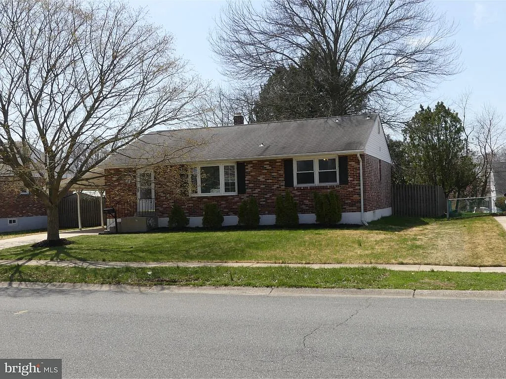 11 Millbrook Rd photo 1