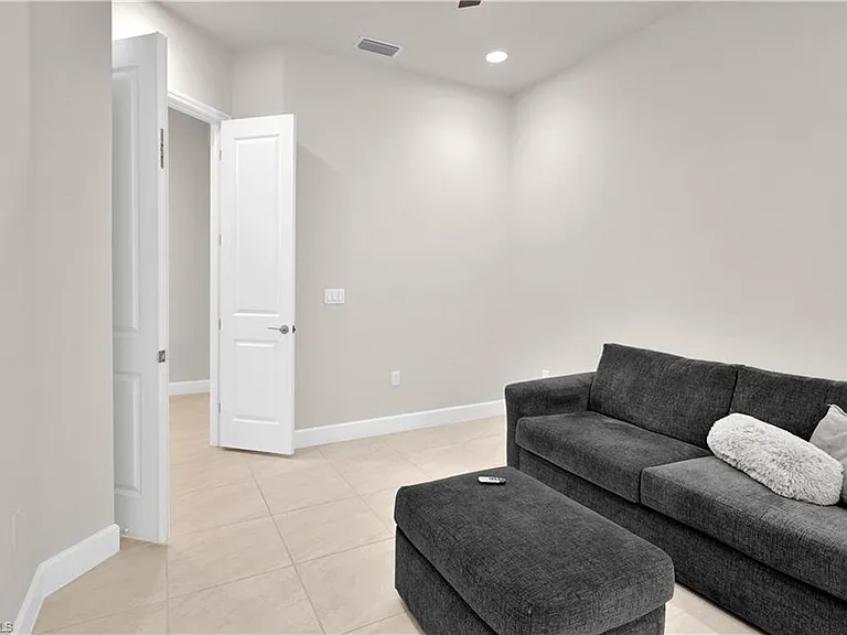 16312 Molise Pl — Photo 38