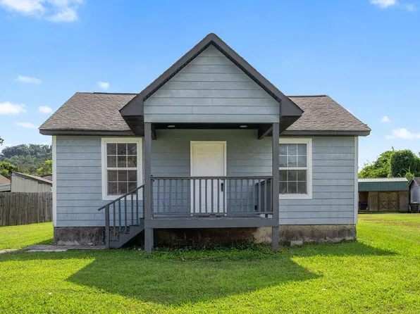 96 Lamar St, Ringgold, GA 30736