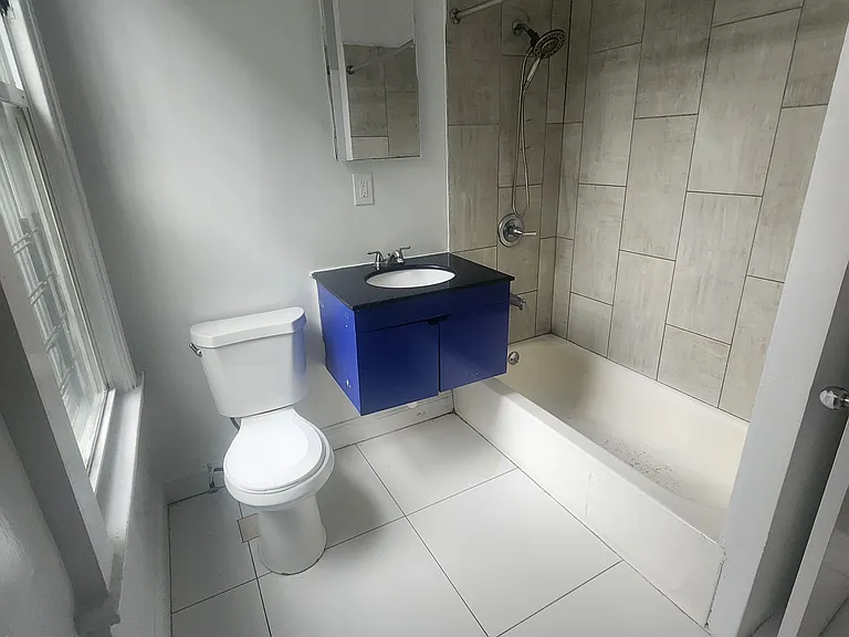91 Elliott Ave #3 — Photo 4